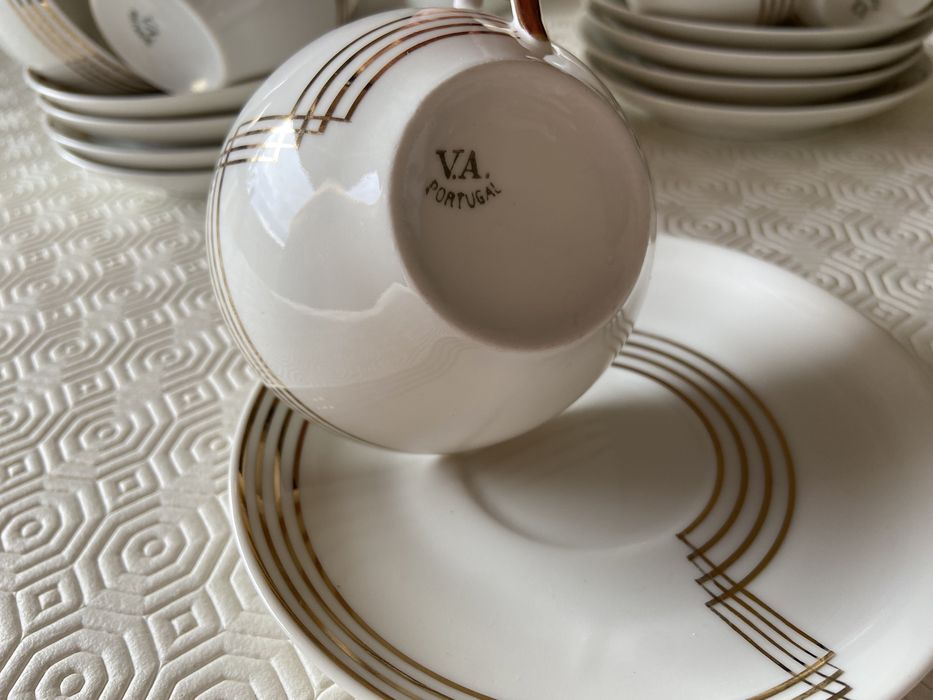 Vista Alegre Tea Set429087996385710085