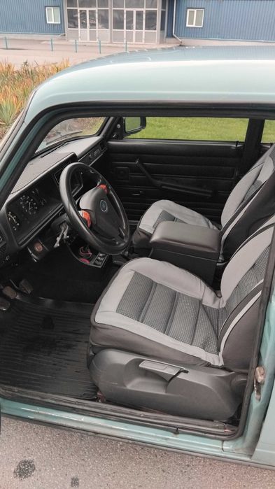 Автомобиль ВАЗ 21070