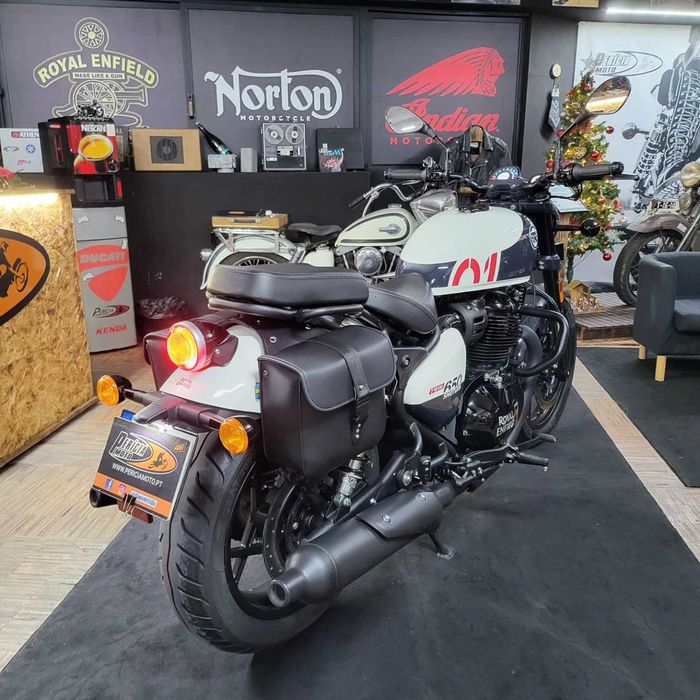 Royal Enfield Shotgun 650 / 2024