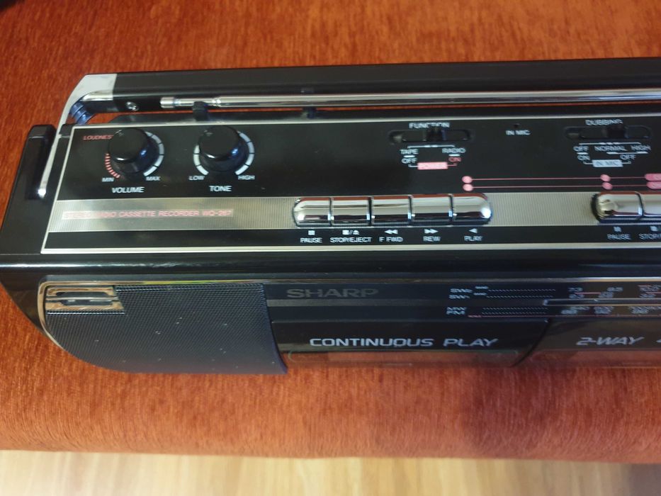 Магнитола Sharp.Aiwa