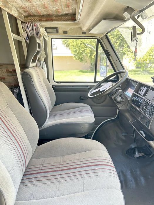 Autocaravana Fiat Ducato Burstner Motor 2.5 Diesel c/ 120 mil km, em bom estado de conservação!