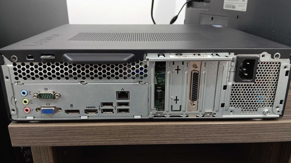 Computador Lenovo com Intel Pentium G4560 e 16GB RAM