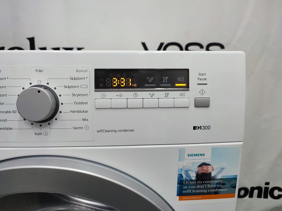 Сушильна машина з тепловим насосом Siemens IQ300