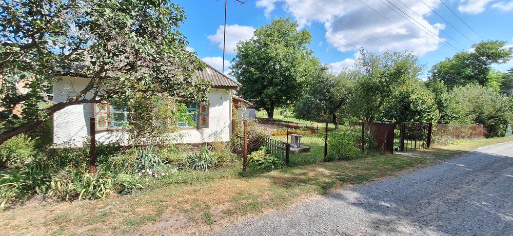 Продам земельну ділянку 18,62 сотки з будинком, під будівництво