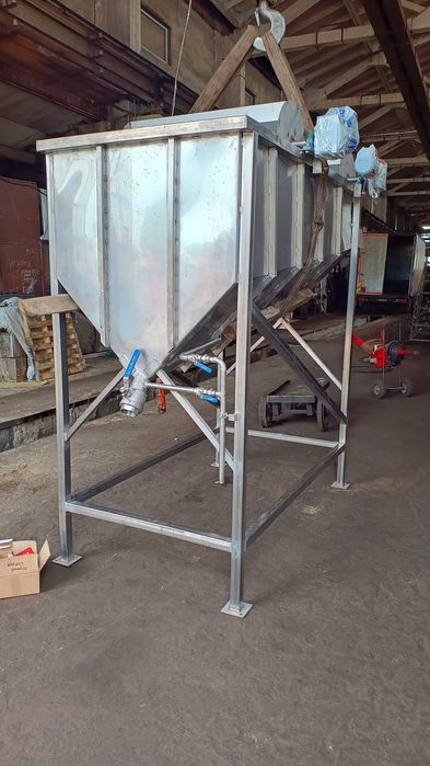 Токарні, Фрезерні, Свердлильні та Зварювальні роботи.