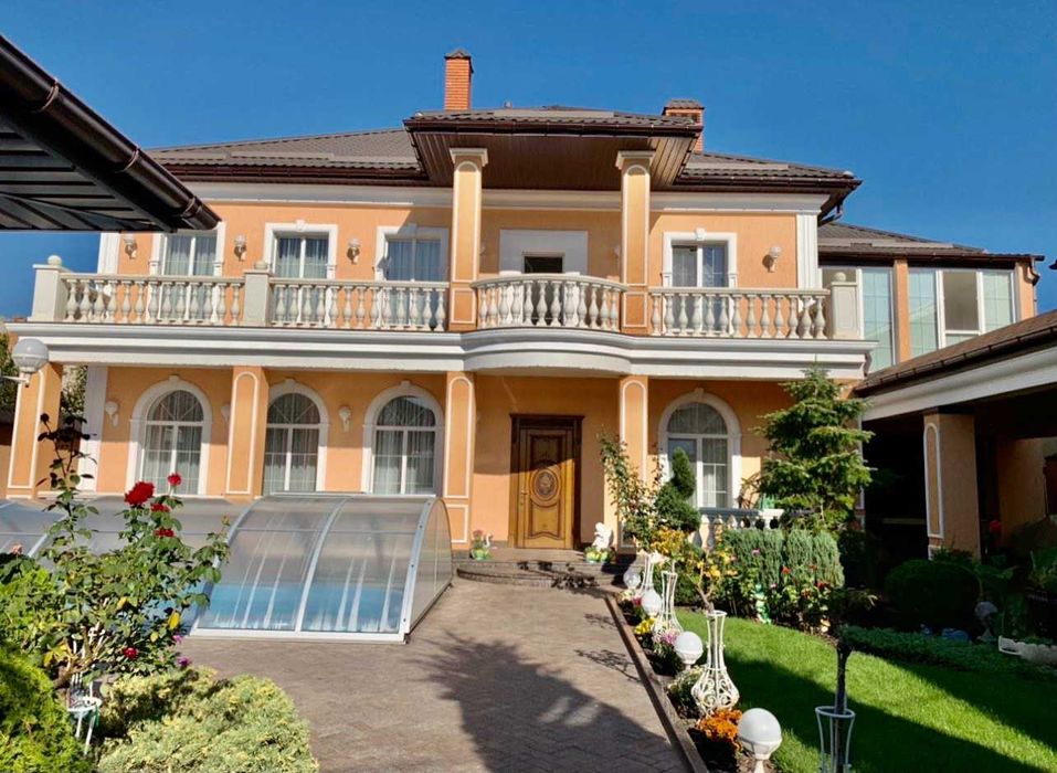 Продается достойный  дом в Варваровке.