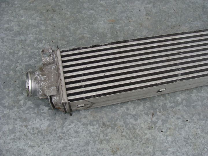 Audi A4 B8 A5 B9 A6 C8 intercooler chłodnica powietrza 8W0145805AB 4K0094B