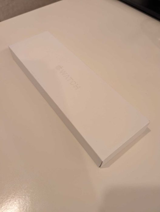 APPLE Watch Series 11, 42mm Cinza Alum. Bracelete Preta Novo Selado