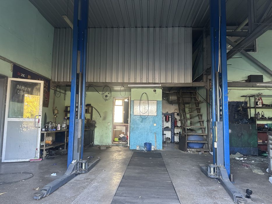 Підйомник автомобільний 2-х стійковий 4 т MAHA