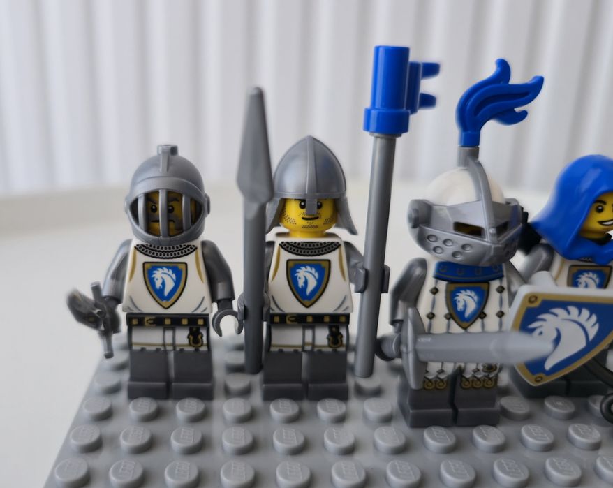 Nowe zestaw 5x Lego Rycerz Herbu Konia Castle