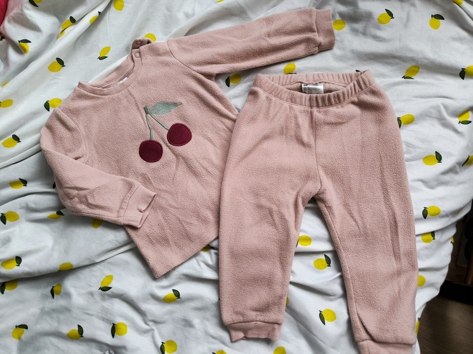 Dwuczęściowa polarowa piżama niemowlęca