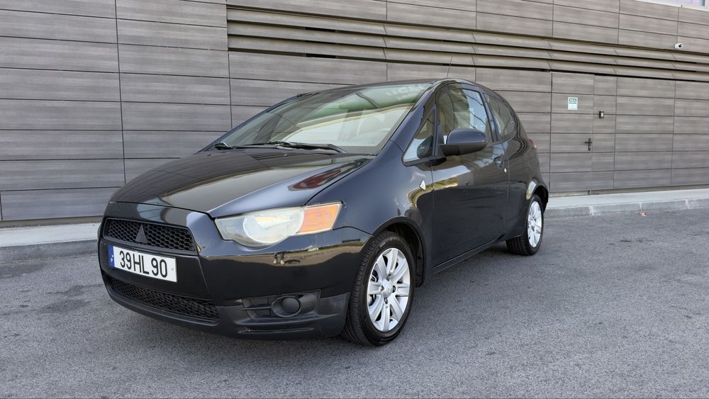 Mitsubishi colt Ar condicionado