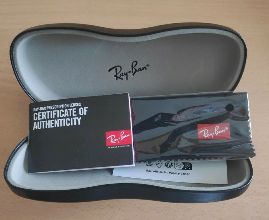 Caixa de óculos Ray.Ban