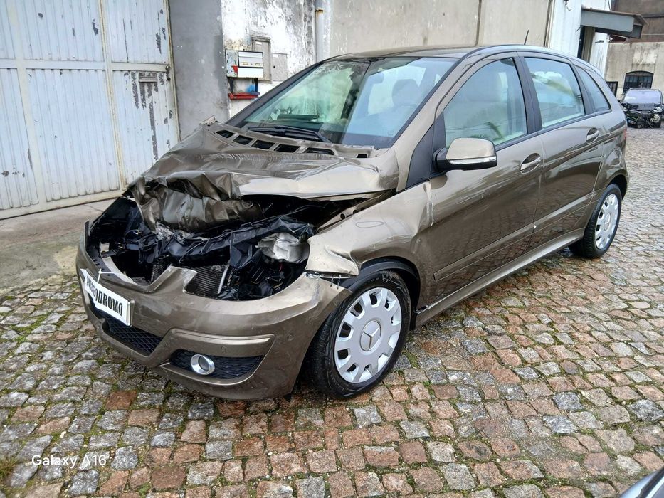 MERCEDES B180 CDI Diesel Nacional