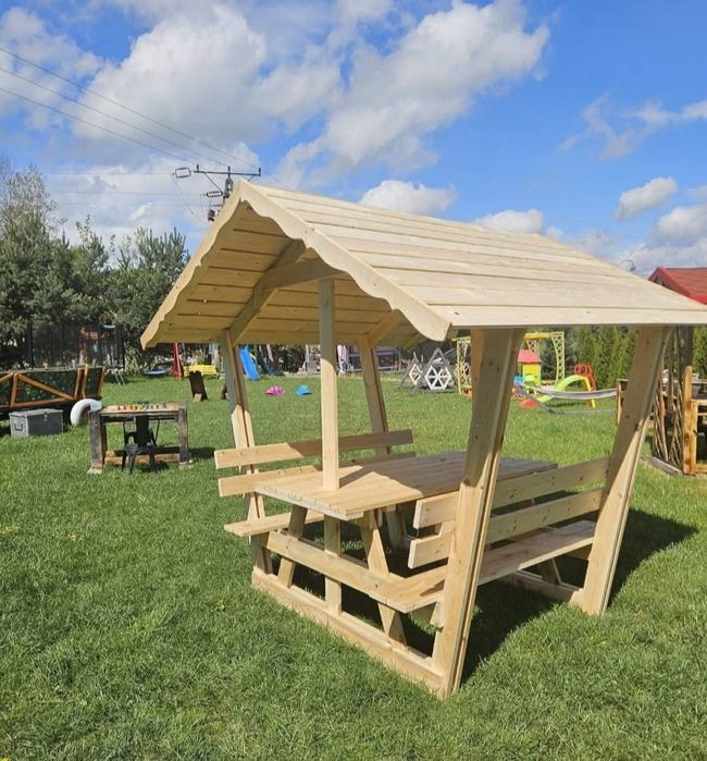 Ławostół zadaszony, meble ogrodowe na zamówienie