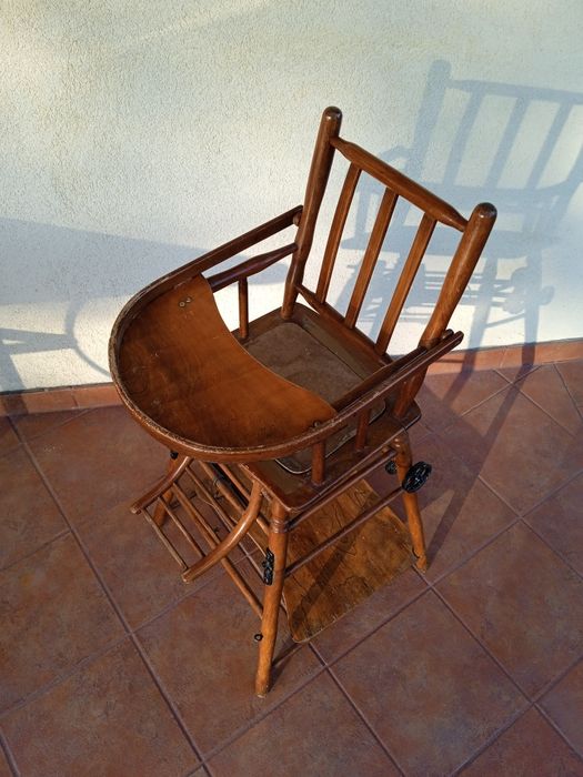 Unikatowe krzrsełko do karmienia