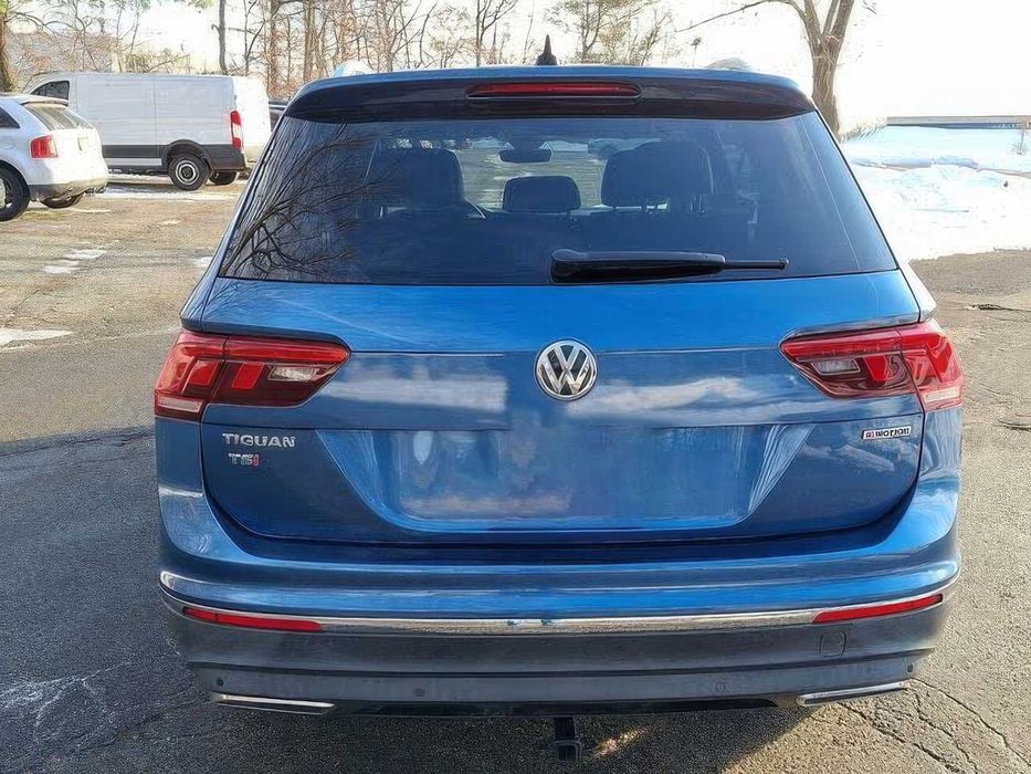 Volkswagen Tiguan S      2020