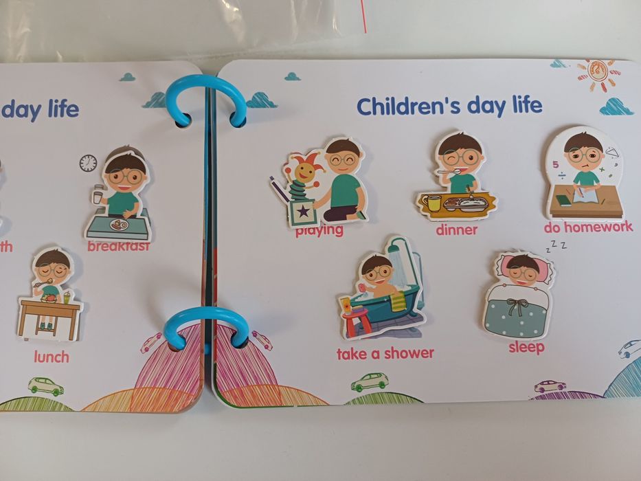 Busy book #3 — Edukacyjna książeczka na rzepy