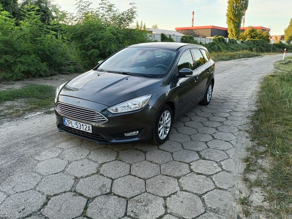 Ford Focus Kombi 2016r 1.6 Benzyna Led Polski Salon