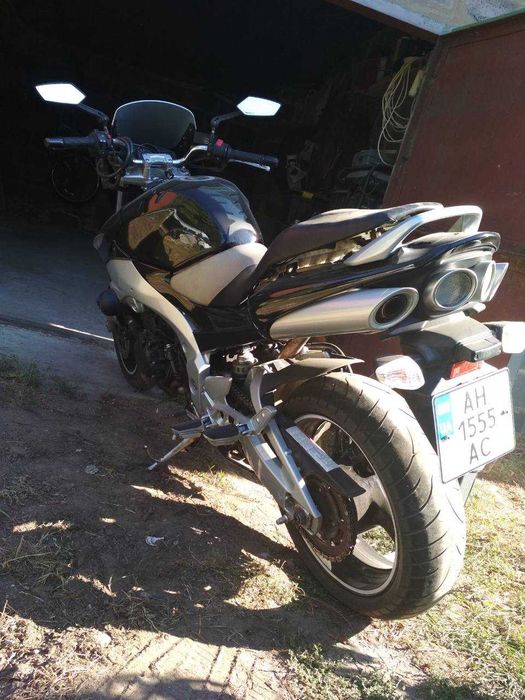 продам мотоцикл SUZUKI GSR600