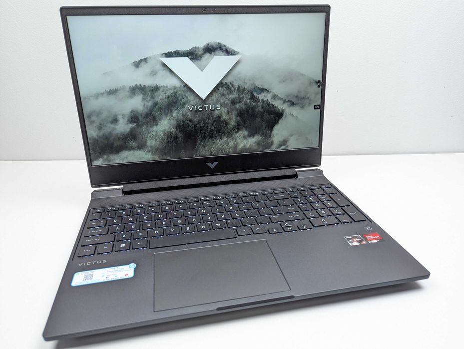 LAPTOP GAMINGOWY HP Victus 15 RX 6500M Ryzen 5 5600H komputer