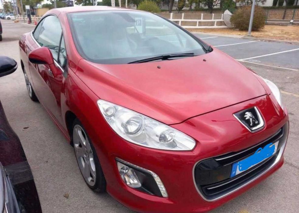 Peugeot 308 CC 1.6 e-HDi Allure | 2013 | 151.383 km | Bordeaux | Estofos em Pele | Portimão