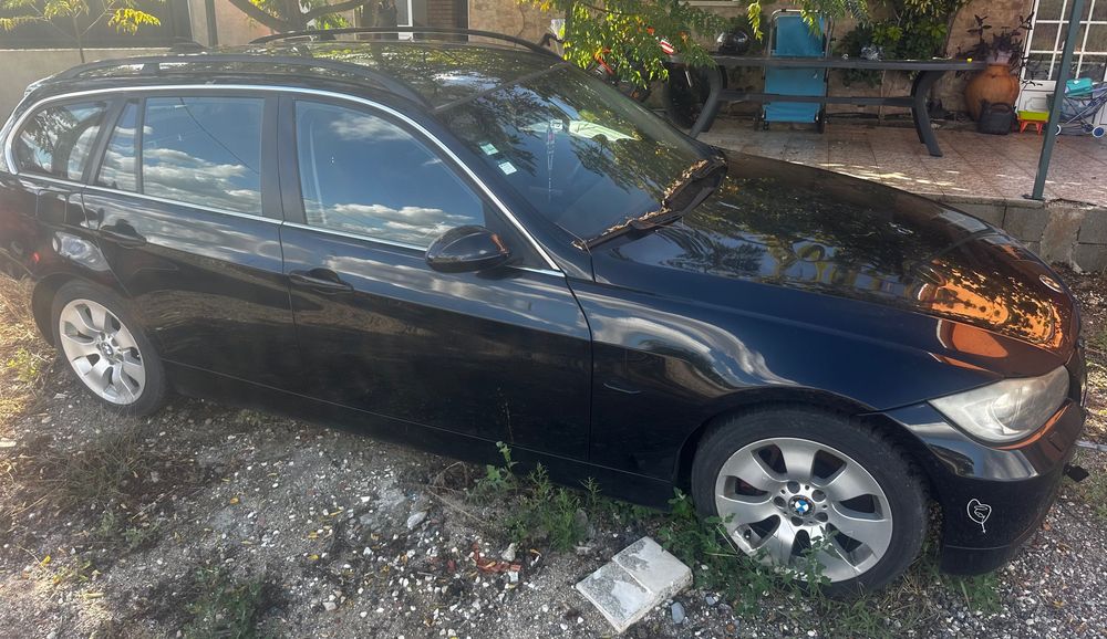 Vende se bmw 330 xd E91