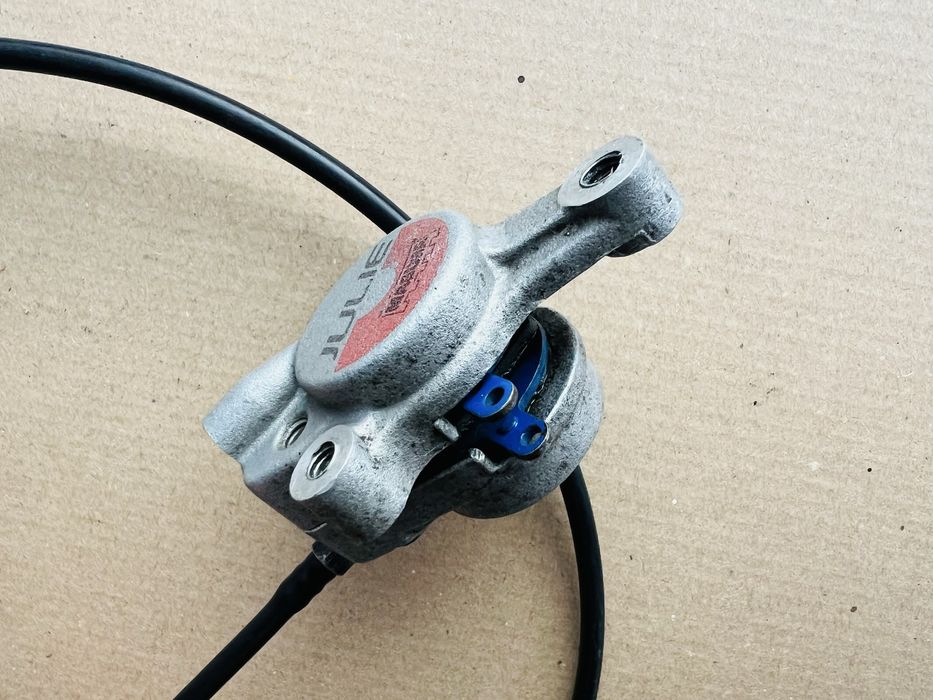 Hamulec hydrauliczny tarczowy MAGURA JULIE Klamka Prawa Zacisk tył 137