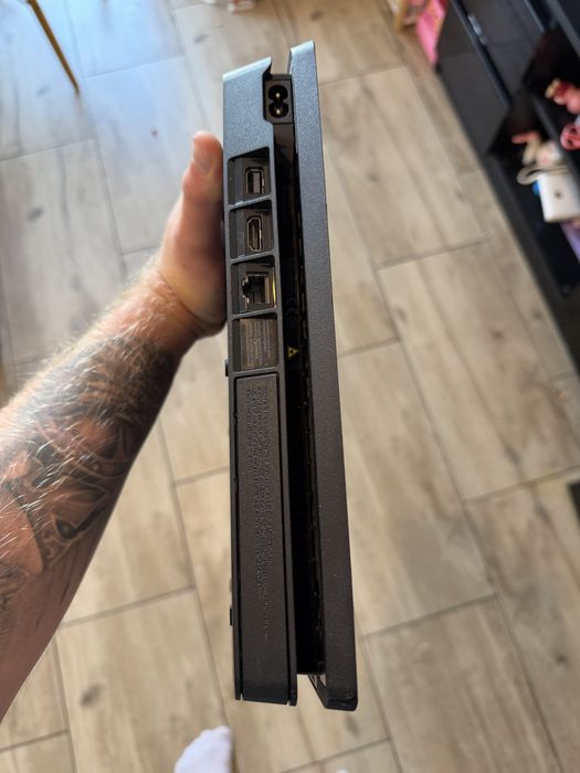 PlayStation 4 Slim 500 GB