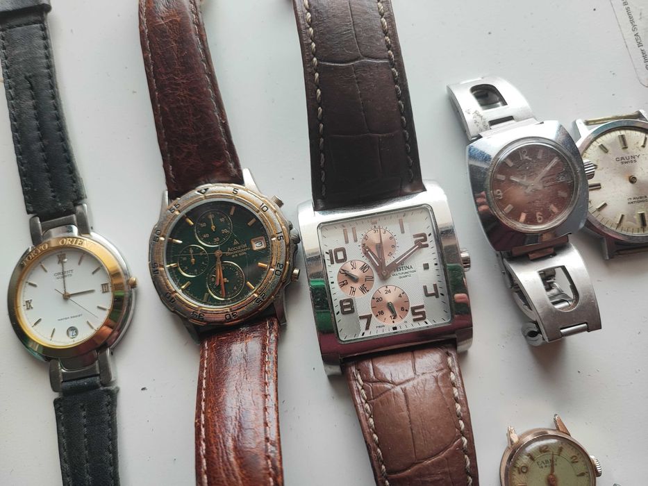 Lote de relógios para peças ou reparação