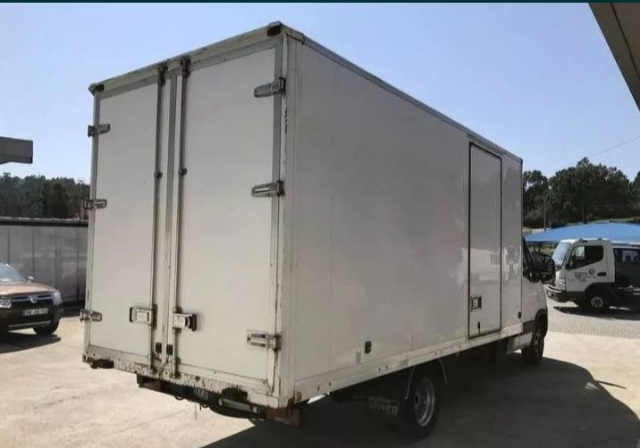 Aluguer de carrinha com motorista