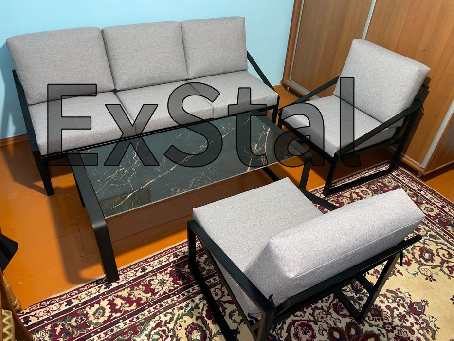 Диван лофт садові меблі стильно якісно металеві вироби подушки