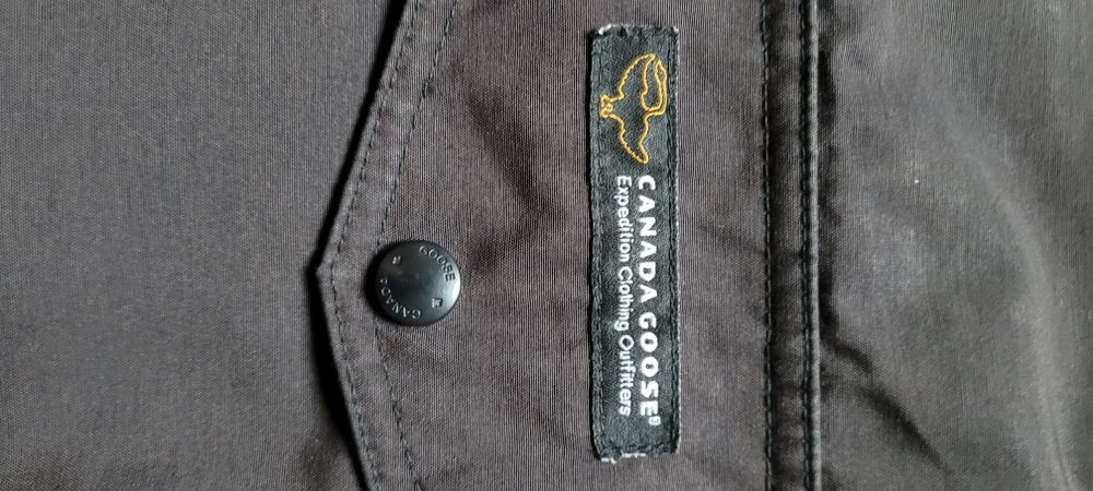 Пуховик Canada Goose