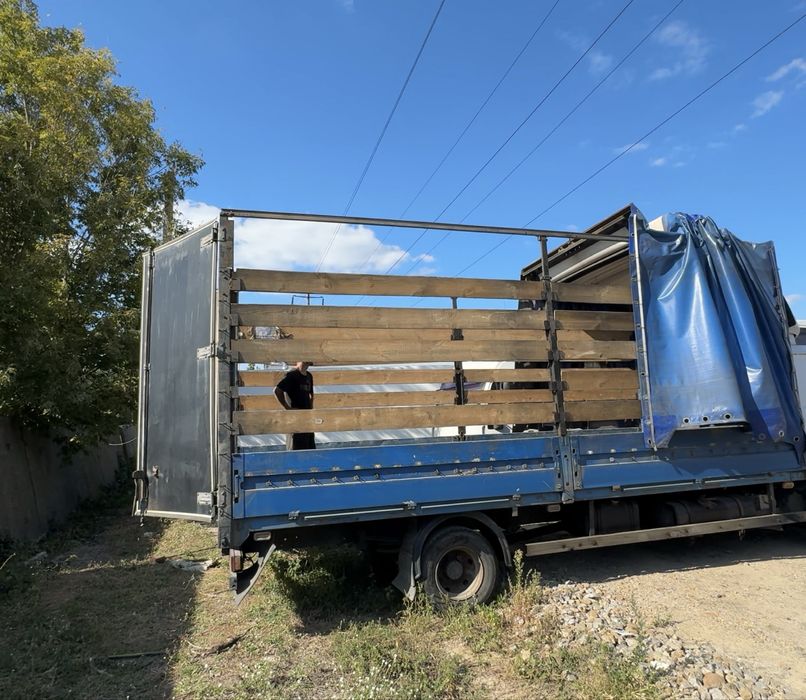 Тентована буда MAN