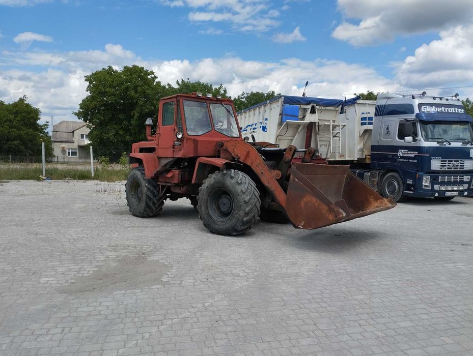Продам навантажувач фронтальний Т-156