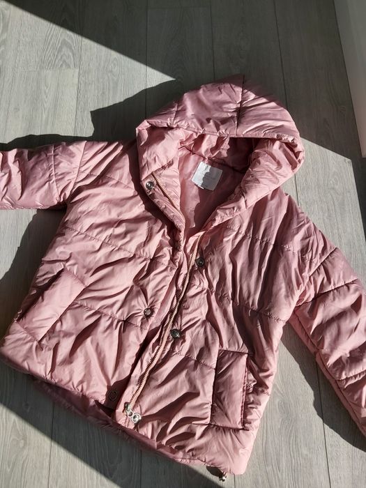 Casaco Springfield rosa tamanho 36 com capuz