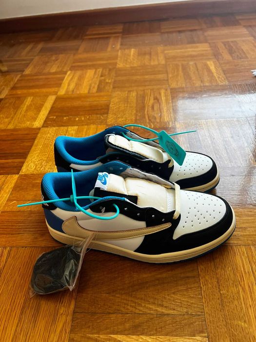 Air Jordan 1 Retro Low OG SP Fragment x Travis Scott Tamanho 41