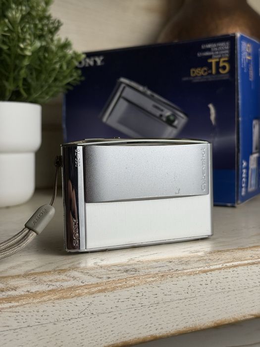 Aparat cyfrowy Sony Cyber-shot DSC-T5