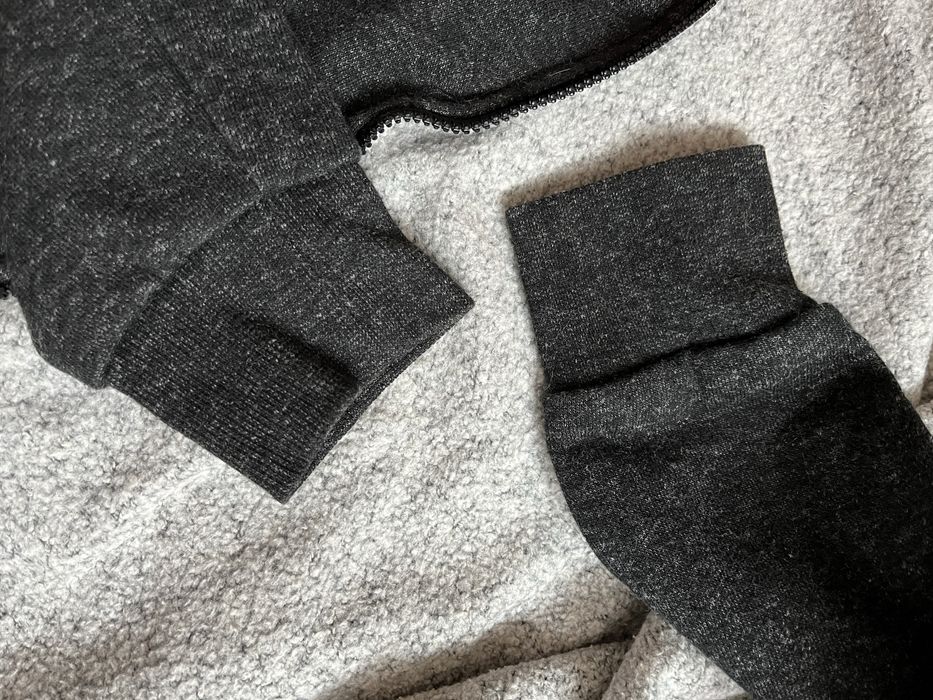 Худи на змейке Reserved