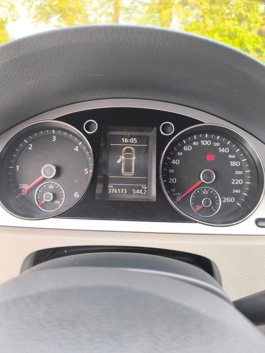 VW Passat B6 2.0 TDI Bluemotion 140KM