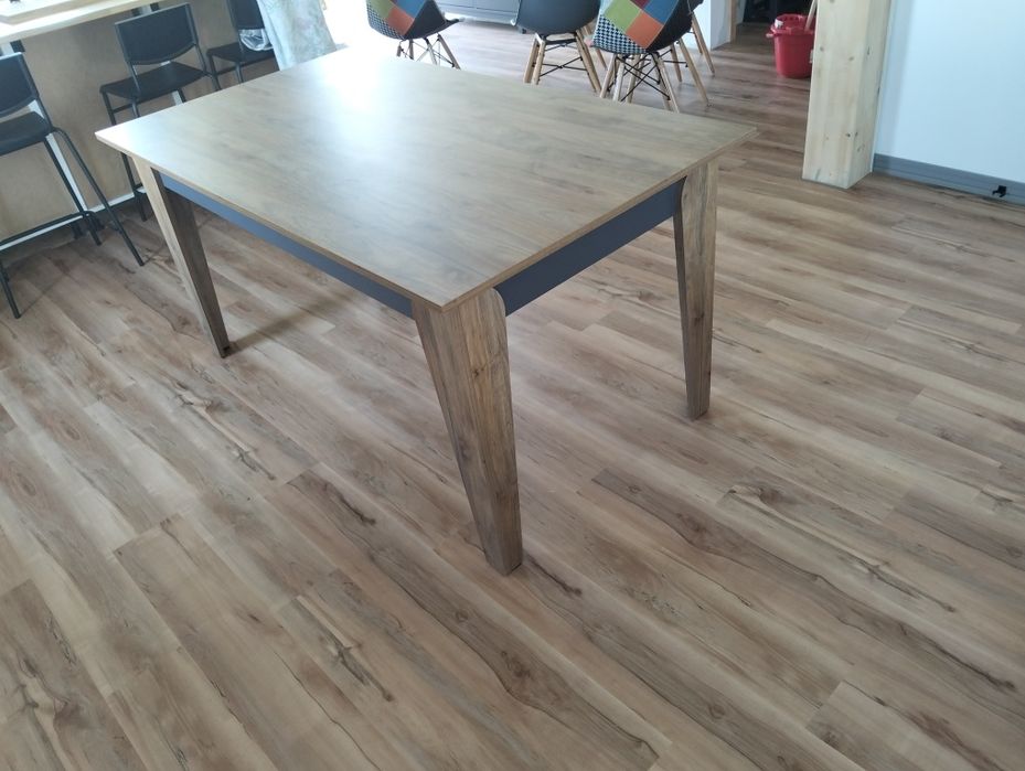 Vendo Mesa de jantar