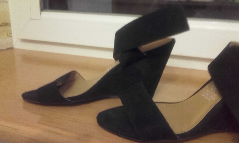 Sandaly damskie na koturnie H&M
