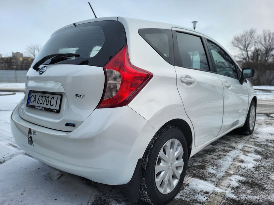 Продам автомобіль ,марки Nissan  Versa.