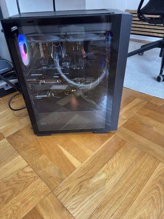 Sprzedam mocny PC Gaming Ryzen 5 3600 + RX 5700 XT 8GB