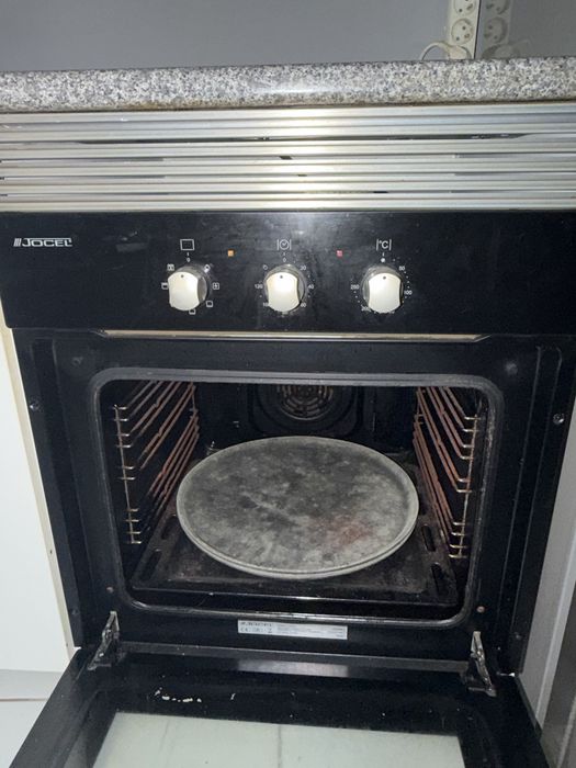 Banca com forno e placa