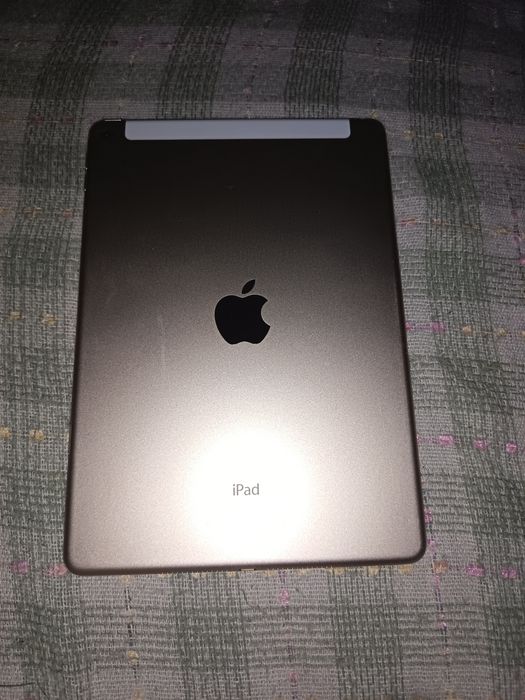 iPad Air 2 Wi-Fi + Cellular (LTE)