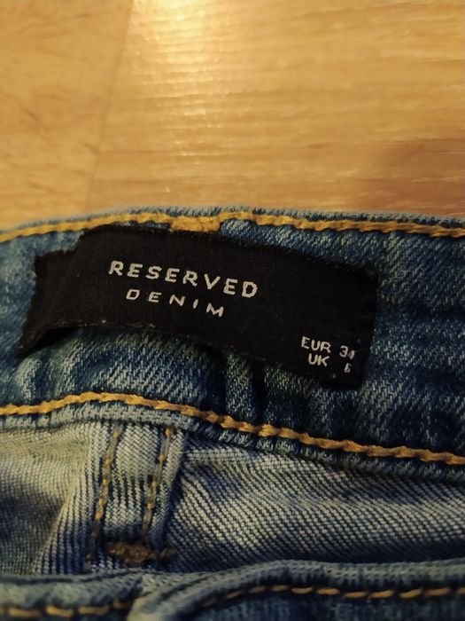Spodnie reserved