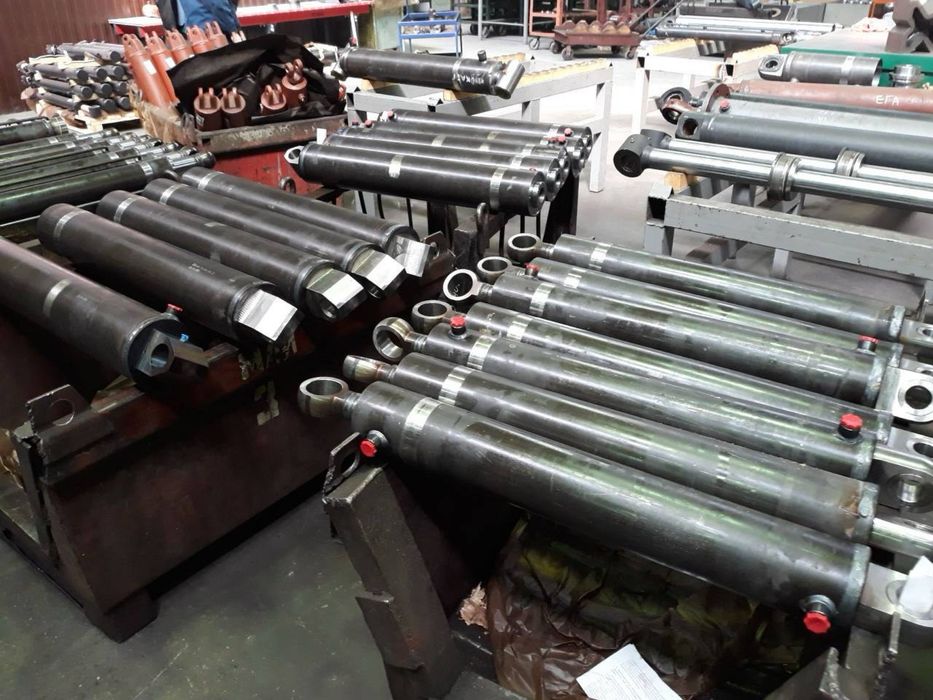 Гідроциліндр , циліндр, шток Кун - Новий