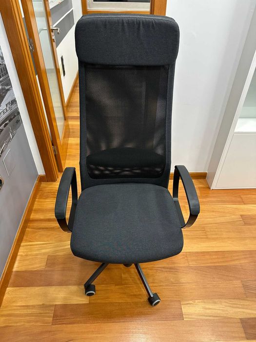 Cadeira de Escritório - IKEA modelo MARKUS - Preto