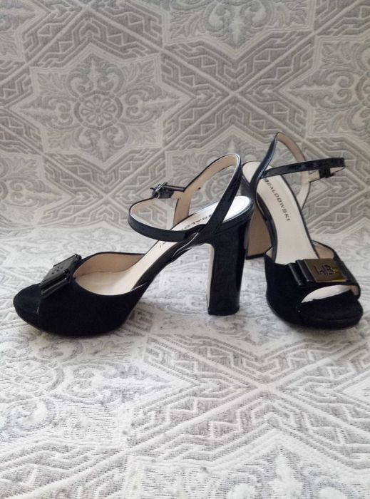 Босоножки Baldowski